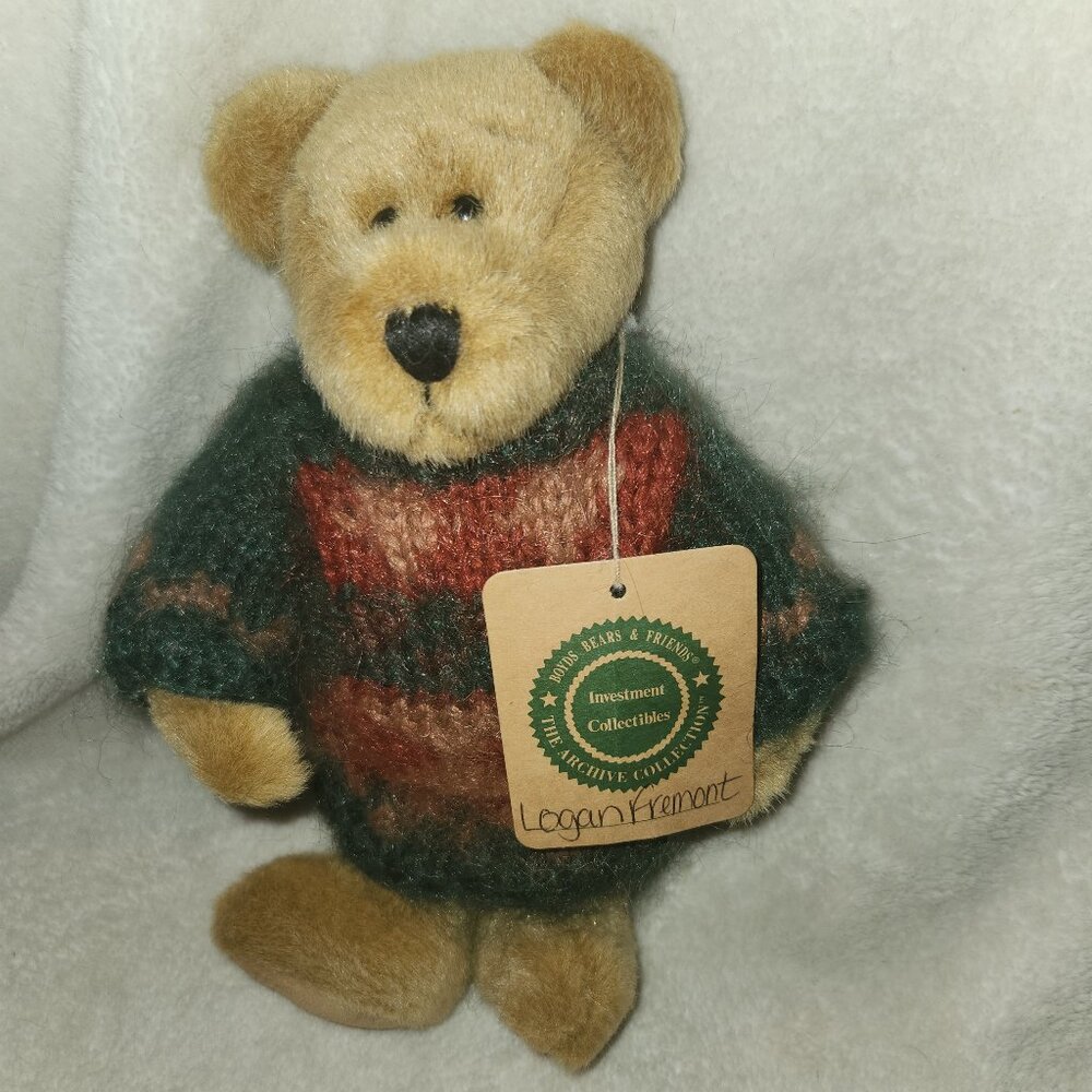 "Logan Fremont" **Retired** Boyds Bear